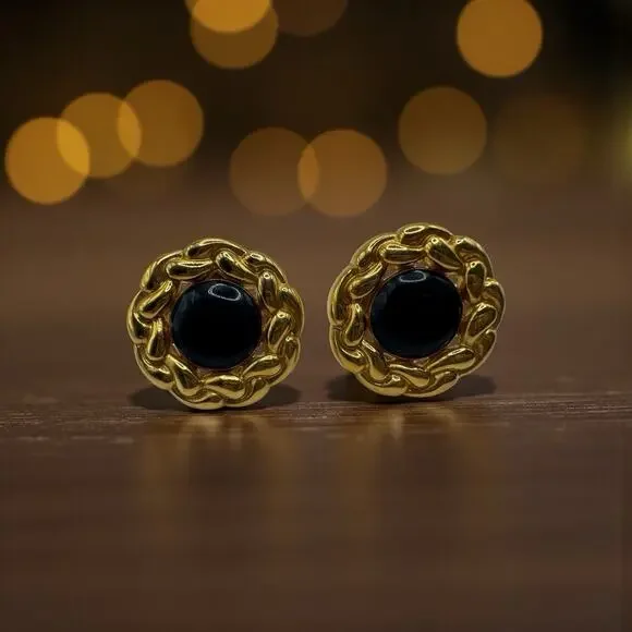 VINTAGE SIGNED ST.‎ JOHN GOLD TONE DARK BLUE CABOCHON CLIP EARRINGS